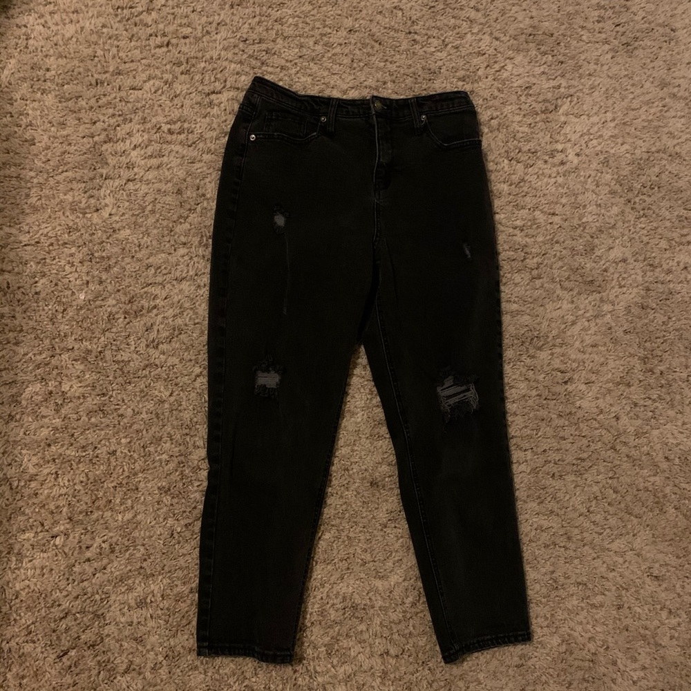 Ripped Mom Jeans